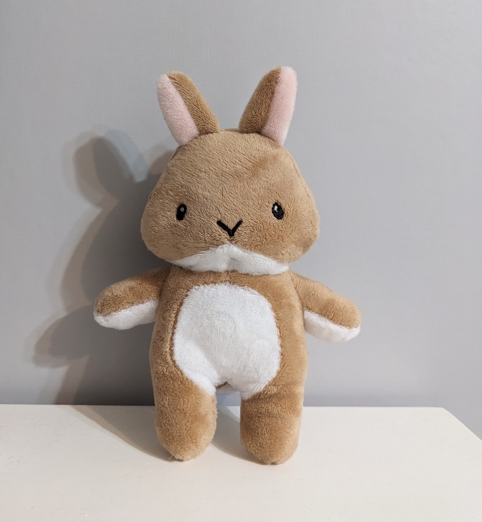 作家さまウサギのぬいぐるみ