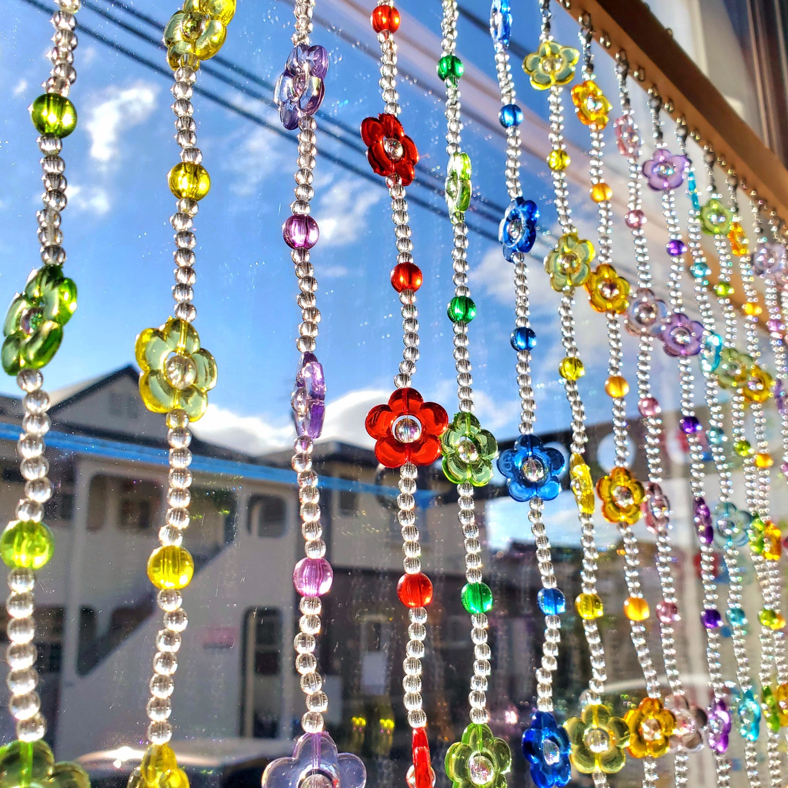 ビーズのれん 珠暖簾 昭和レトロ ポップ ビーズ カラフル ガラス