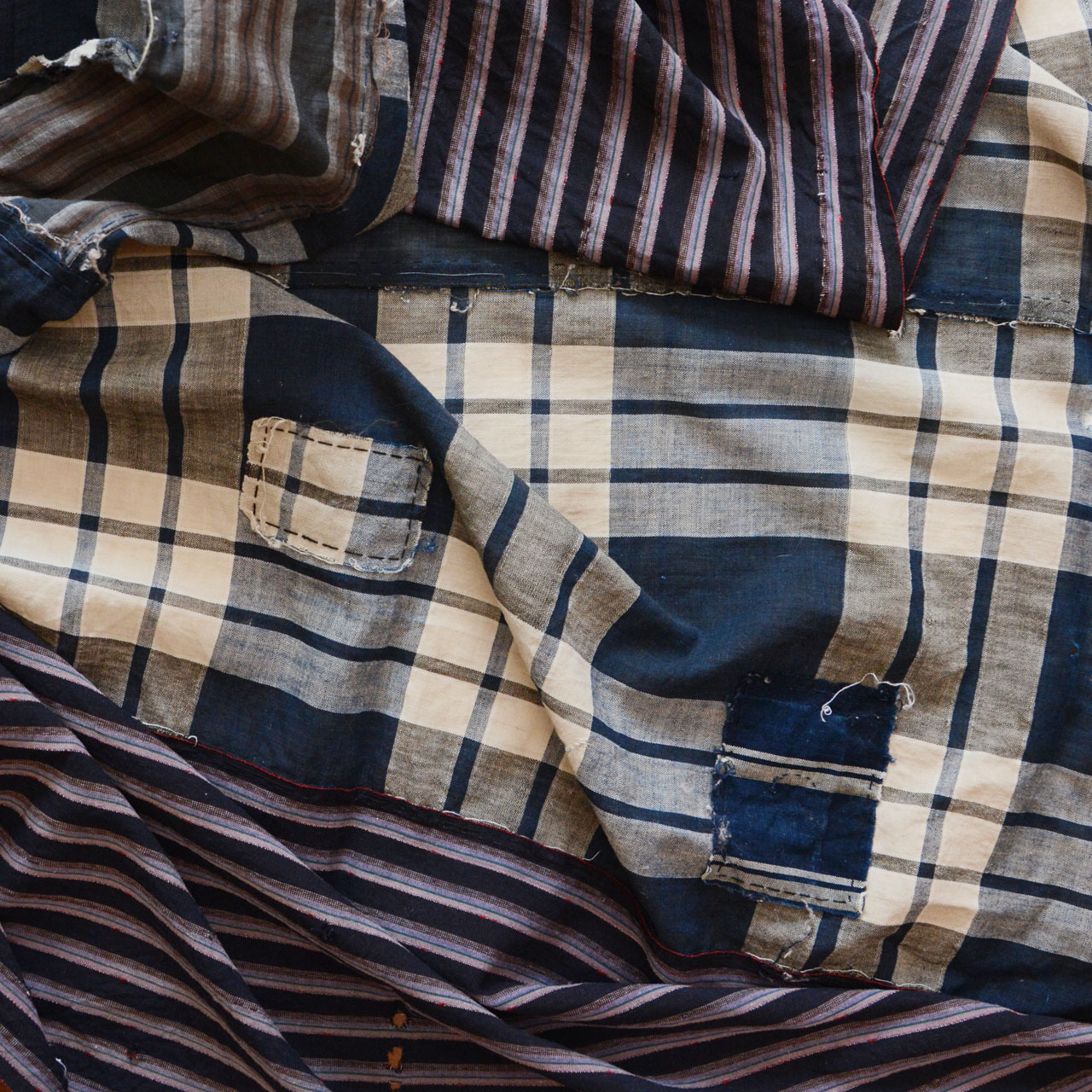 布団皮 木綿 藍染格子×縞模様 古布 リメイク素材 襤褸 ジャパン