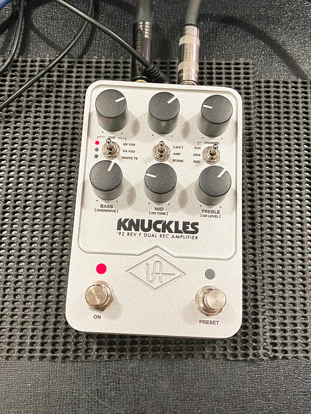 Universal Audio 【特別価格プロモーション】UAFX Knuckles