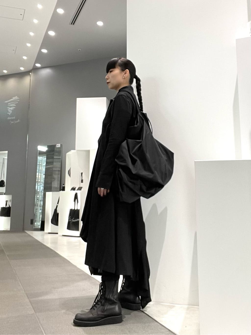 STAFF STYLING｜THE SHOP YOHJI YAMAMOTO