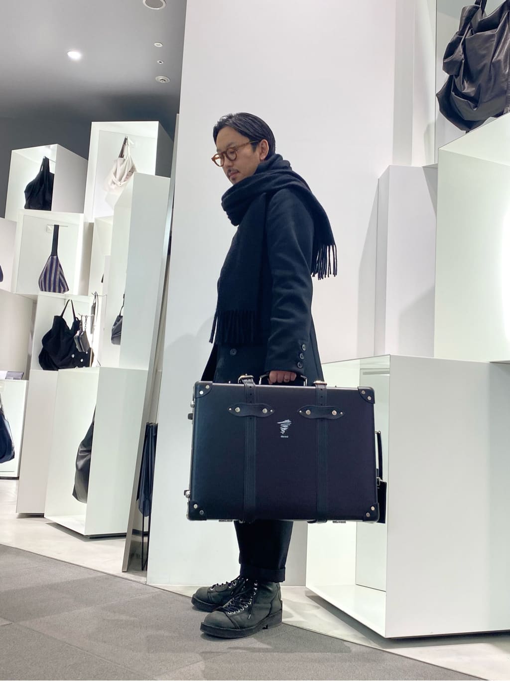 STAFF STYLING｜THE SHOP YOHJI YAMAMOTO