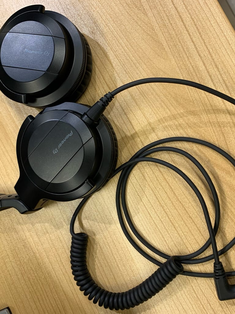 Pioneer DJ HDJ-CUE1(ダークシルバー)(有線専用モデル) 【DJヘッドホン