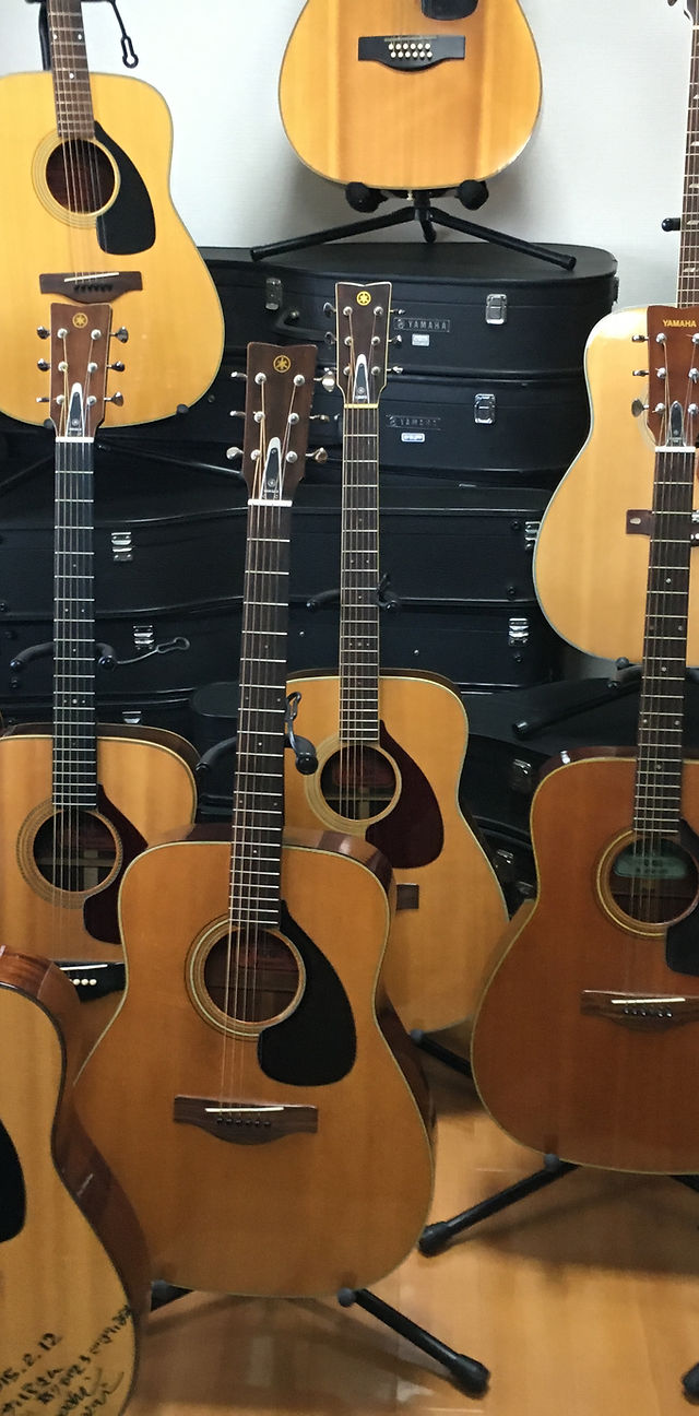 YAMAHA FG-300（1970～72年）赤ラベル | misahamaguitar