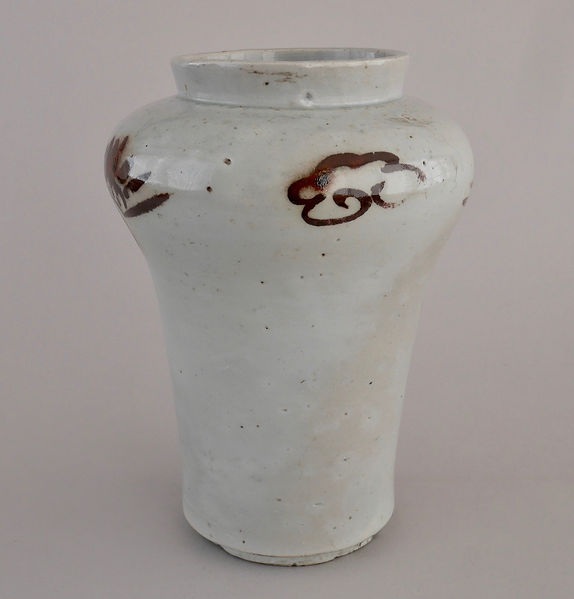 李朝、白磁、辰砂、鹿、鶴、亀図、大壺。 李朝、白磁、辰砂、鹿、鶴