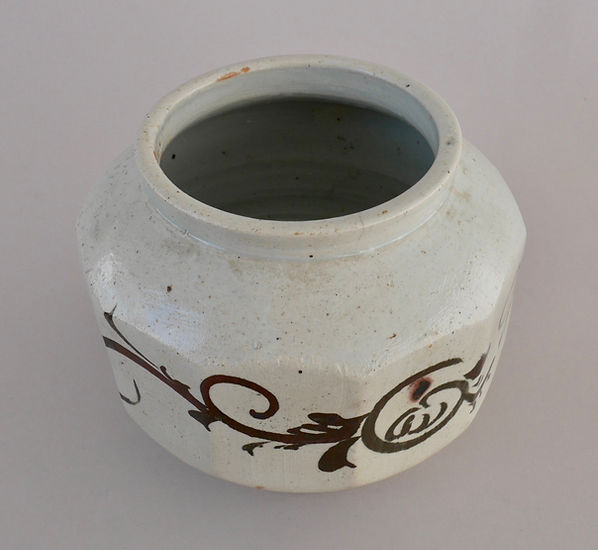 BK403 朝鮮美術 李朝 染付 壷 高さ約13㎝ 白磁 古美術