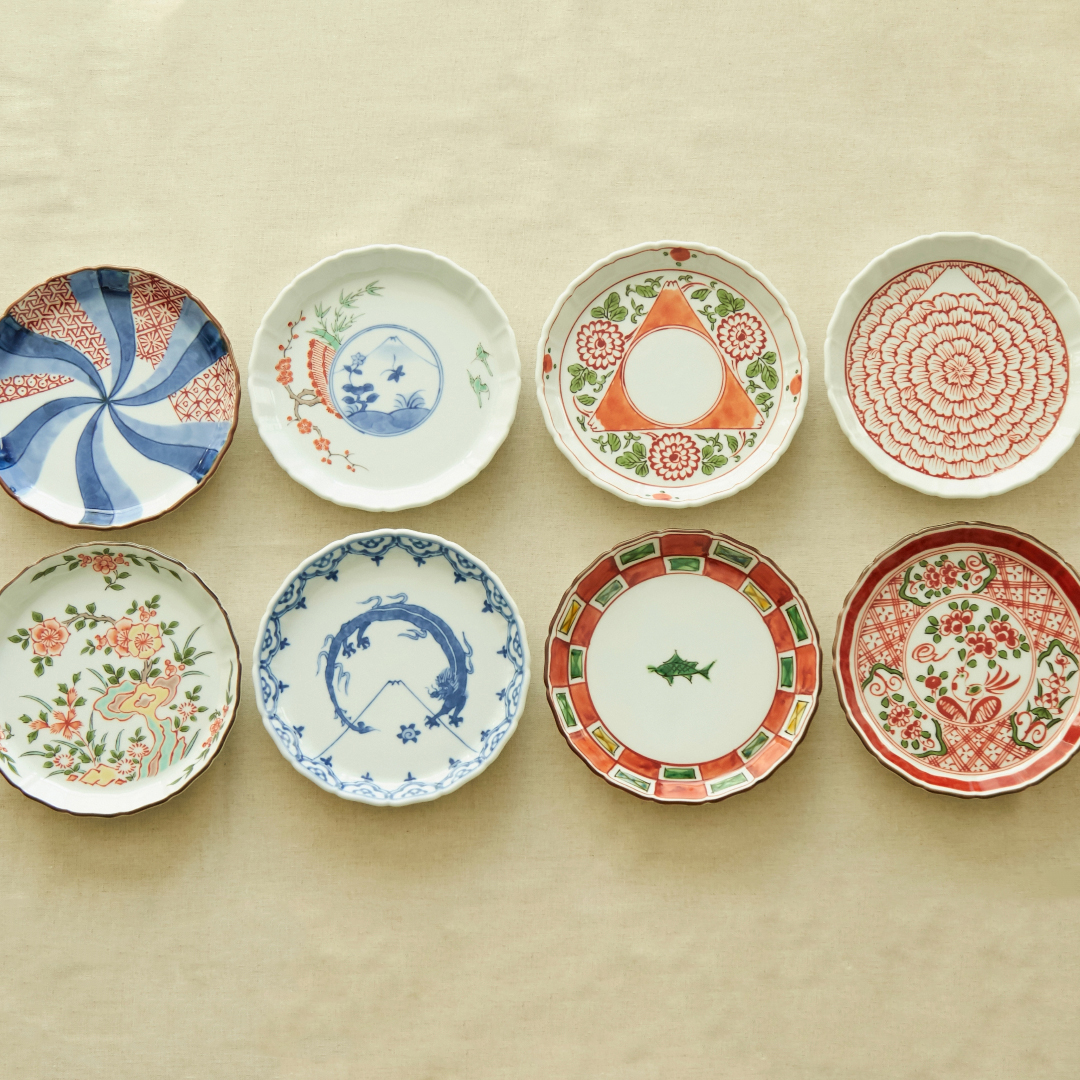 与山窯 桔梗渕4.5寸皿 色絵三方富士菊花文 -ハレの日の席を彩り豊かに