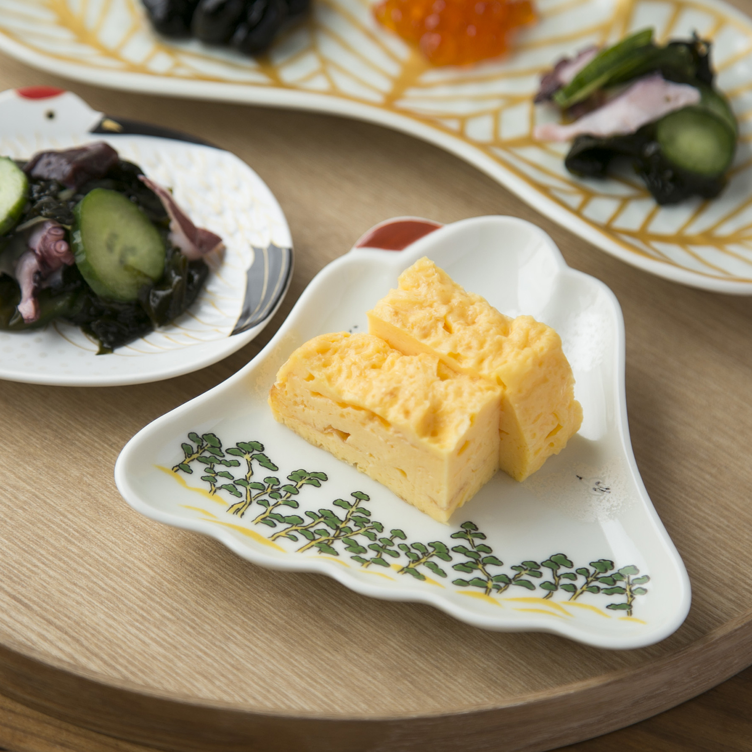 幸楽窯 錦三保の松原富士山 銘々皿 -松と富士、そして雲、つくり手の