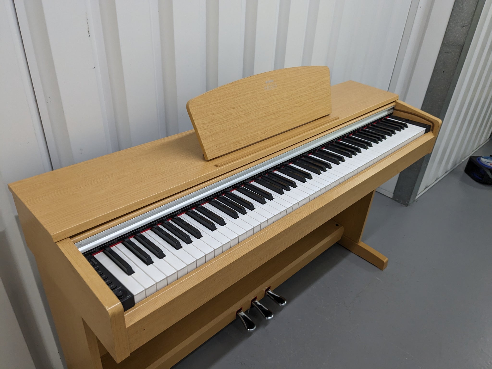 YAMAHA YDP-141 ARIUS 電子ピアノ Yamaha Arius YDP-141 digital piano