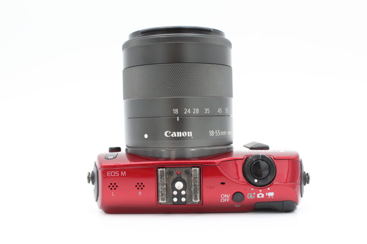 CanonミラーレスカメラEOSMダブルレンズキット18-55mm/M22mm CANON EOS