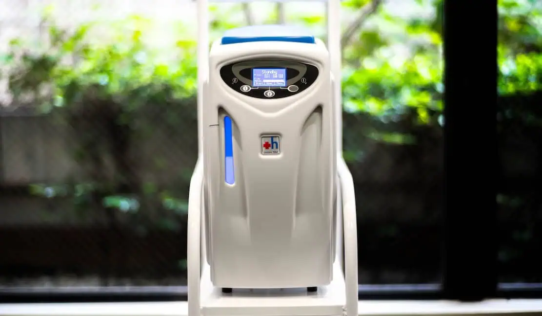 ドクターズ・マン社の水素吸入機『H2JI1』を体験！医療・研究用途でも