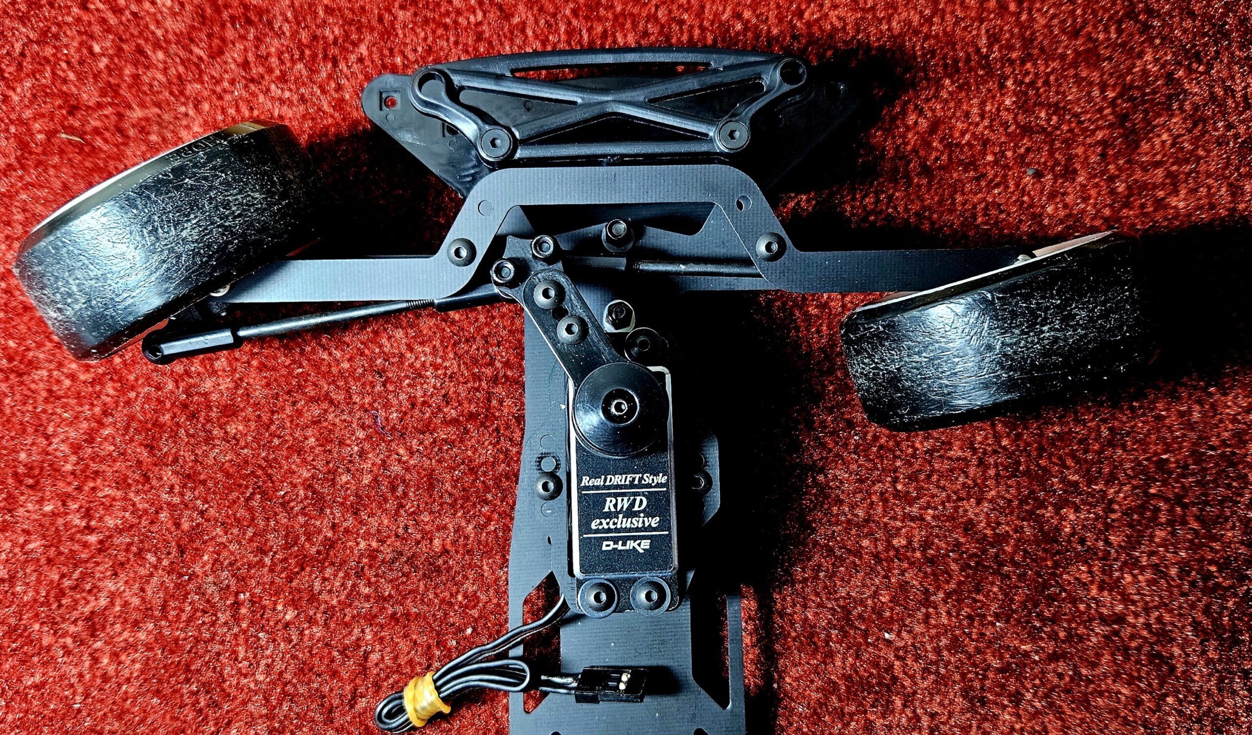 D−Like LP86シャーシ PANDORA 86ボディ付き D−Like LP86シャーシ