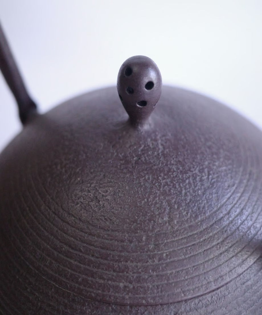 予約商品】日の丸形鉄瓶（小） – 鈴木盛久工房