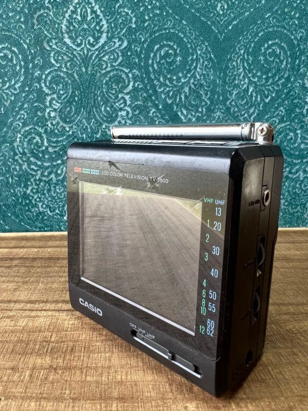 カラーテレビ診断機 TVT-9000 カラーテレビ診断機 TVT-9000