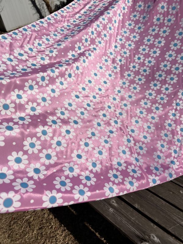 もも レトロポップのれん ピンクハート型 もも レトロポップのれん