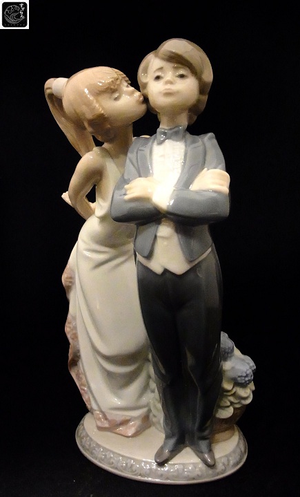 リヤドロ LLADRO すてきよ！ 5555 [LET'S MAKE UP]フィギュリン 陶器人形