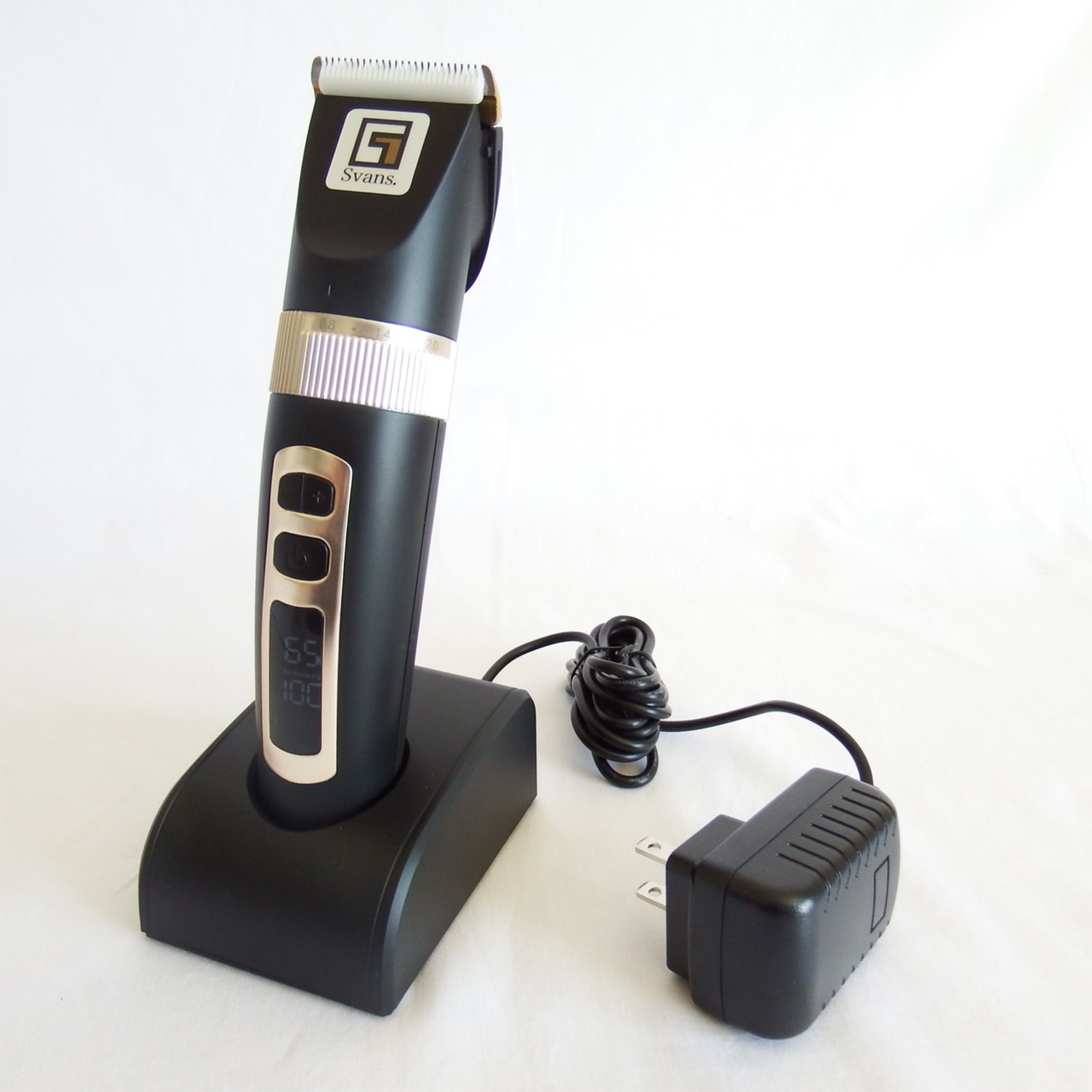 初心者からプロまで使いやすい！Svans clipper バリカン｜トリマーに