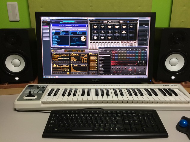 中田ヤスタカ氏愛用】DTMは27インチがオススメ！DELL U2711 レビュー