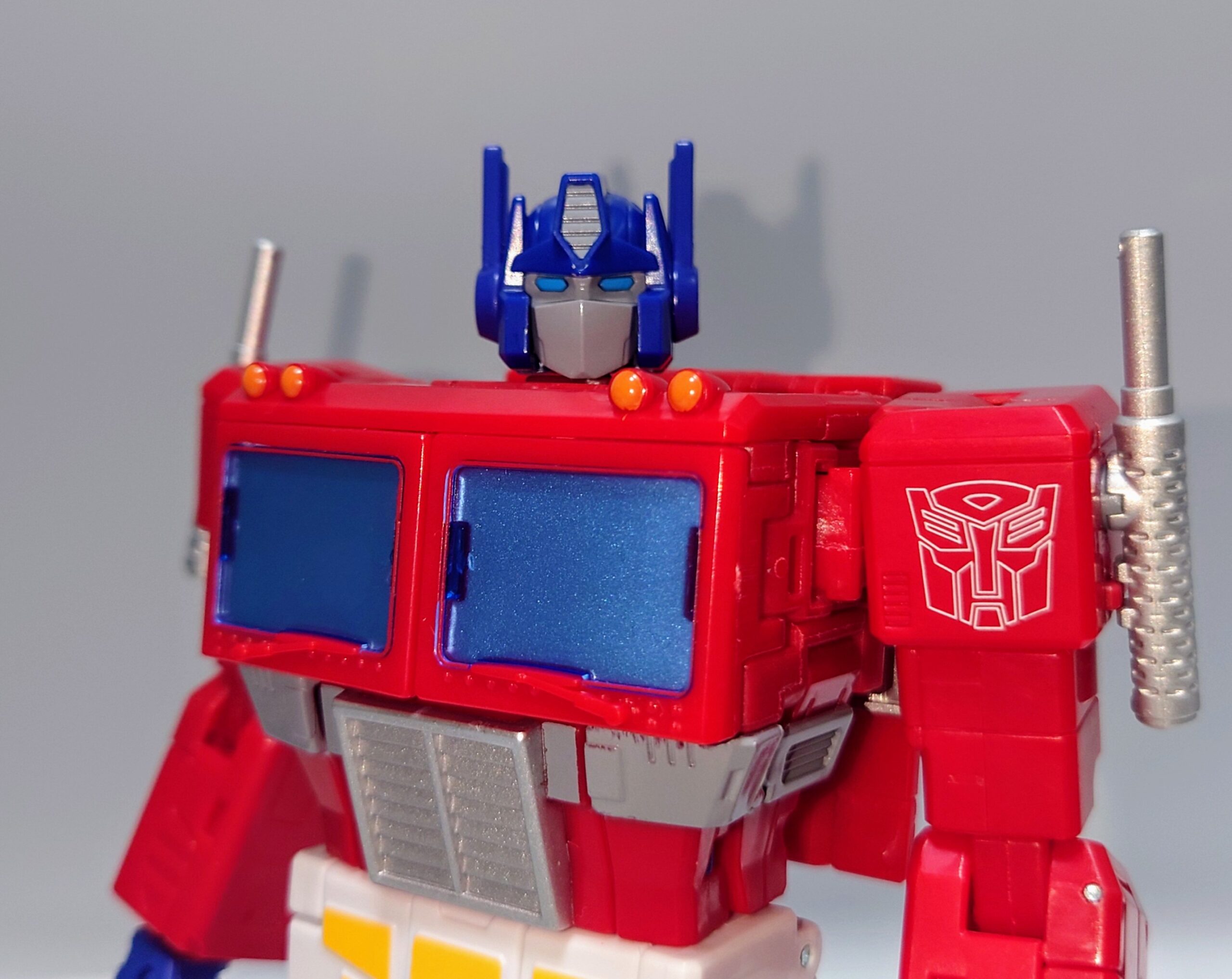 レビュー264 トランスフォーマー SS‐142 オプティマスプライム | しょくGUN